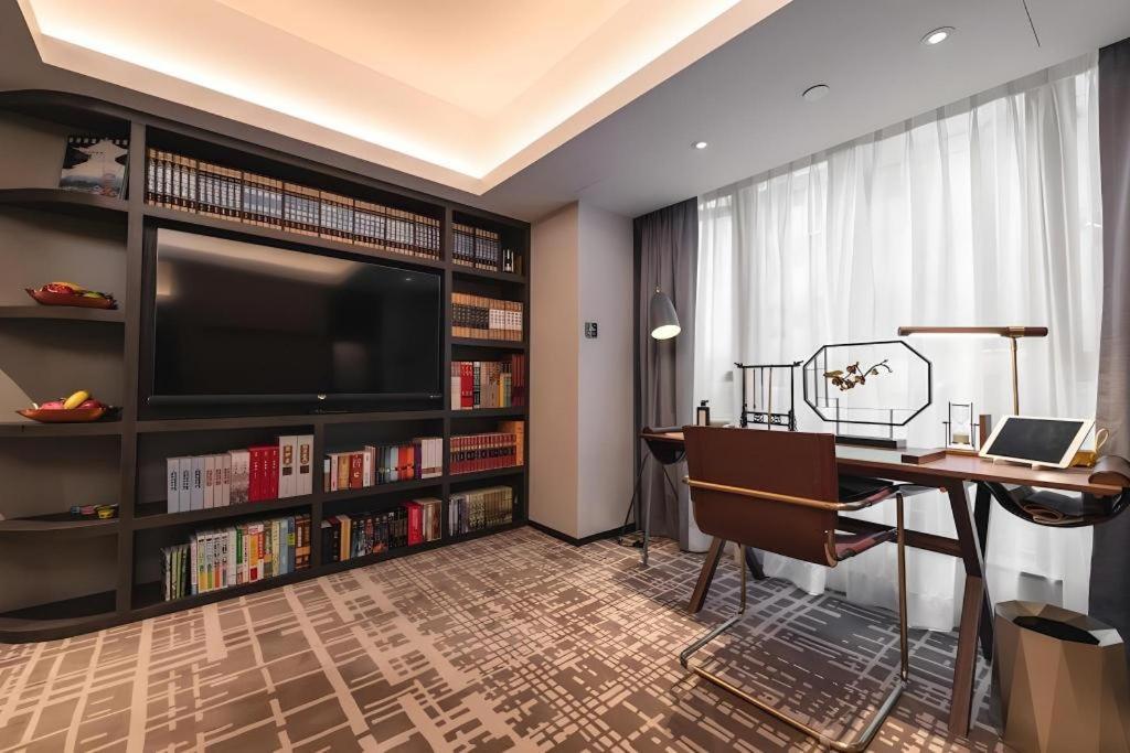 Oasis Avenue-A Gdh Hotel Гонконг Экстерьер фото