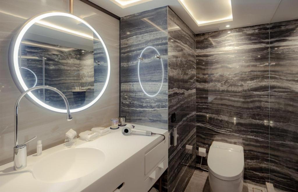 Oasis Avenue-A Gdh Hotel Гонконг Экстерьер фото